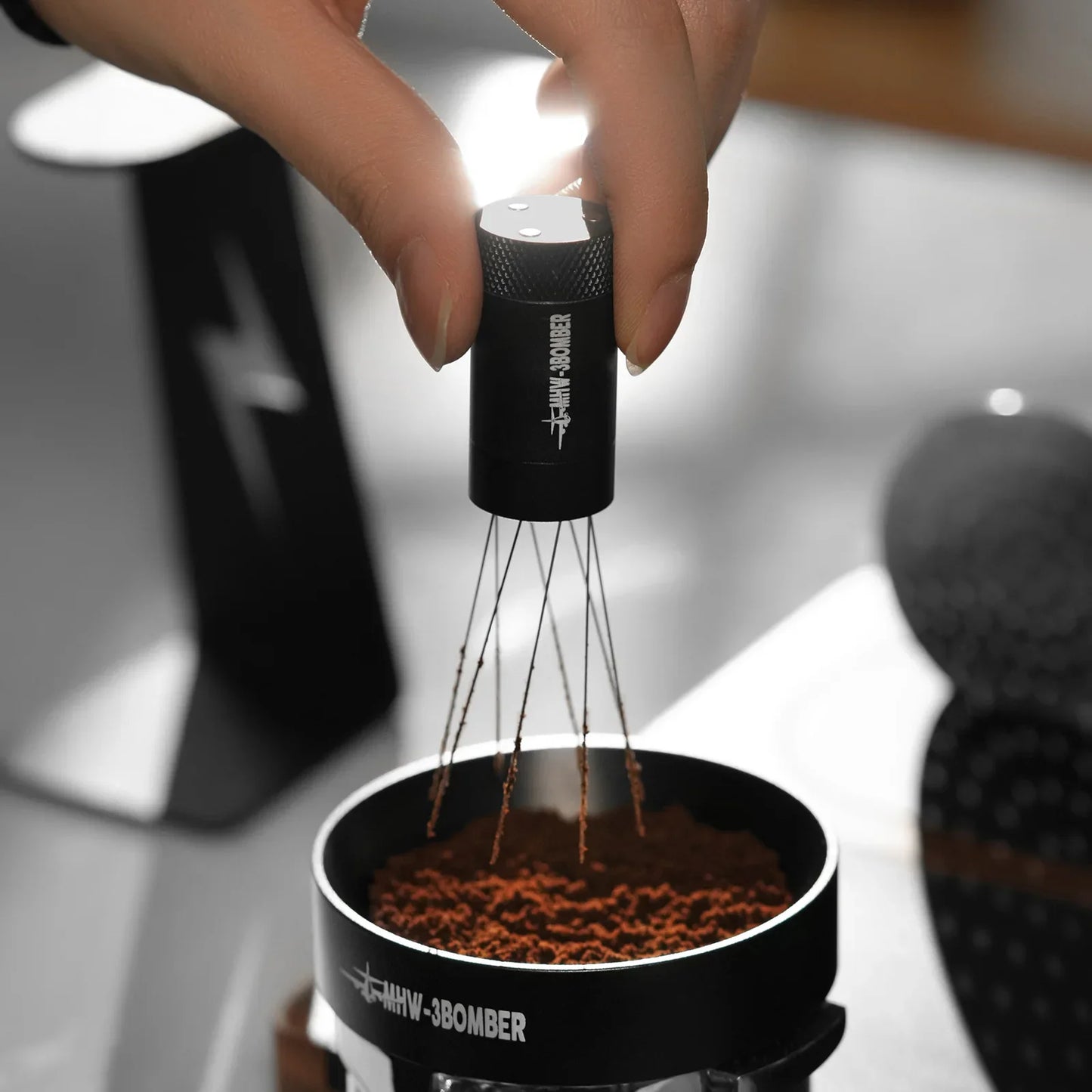 Espresso Coffee Stirrer with 6 Spare Needles Magnetic Absorption Stand Barista Coffee Stirring Distribution Tool 2.0